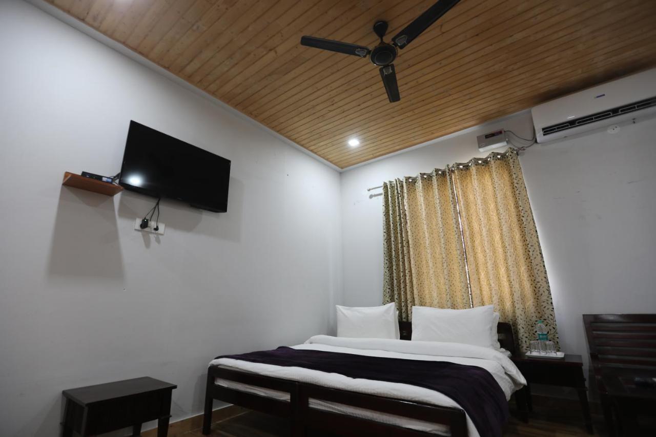 Le Roi Floating Huts & Eco Rooms Tehri New Tehri Exterior foto