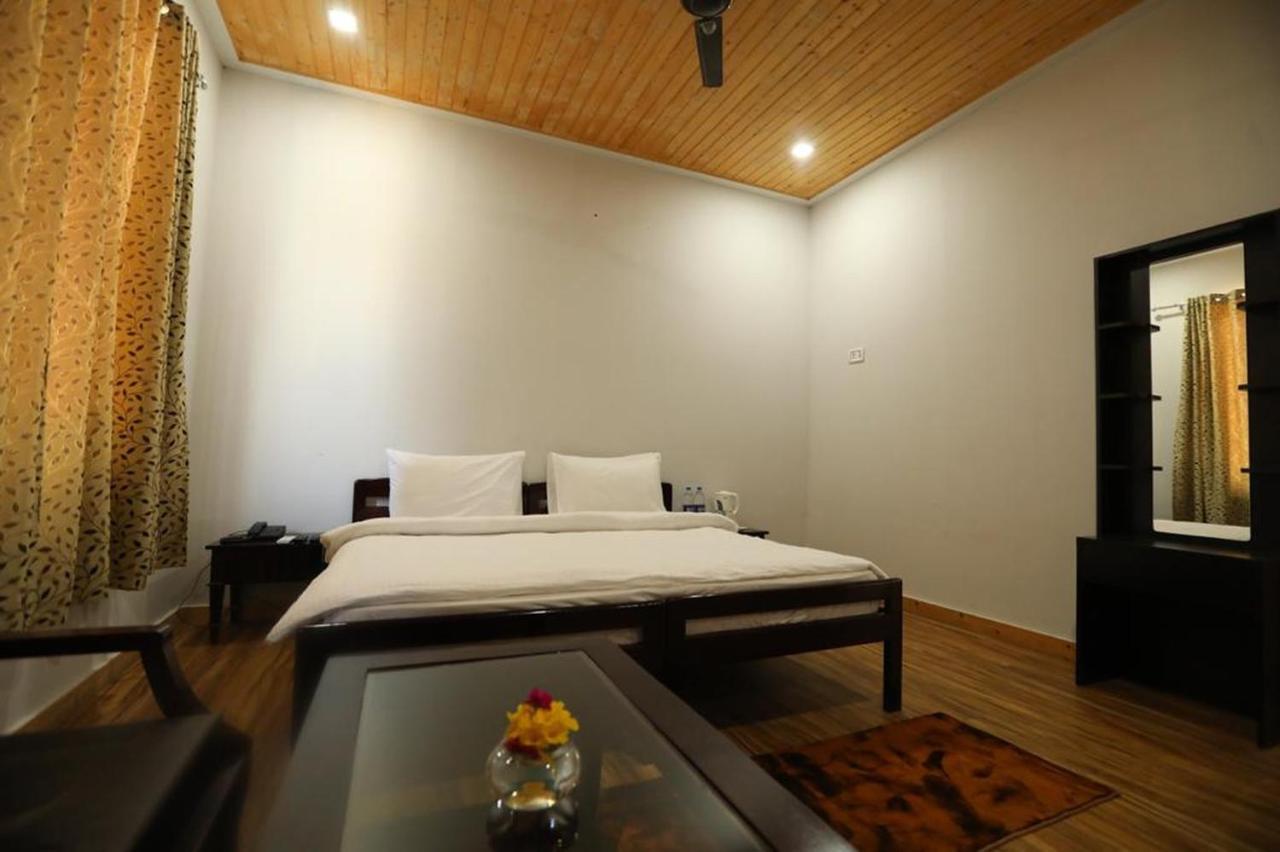 Le Roi Floating Huts & Eco Rooms Tehri New Tehri Exterior foto
